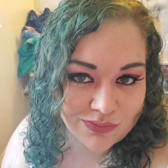 Meet your Posher, Natashia - Picture 1 of 1